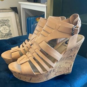 G by Guess Driani Nude platform wedges
